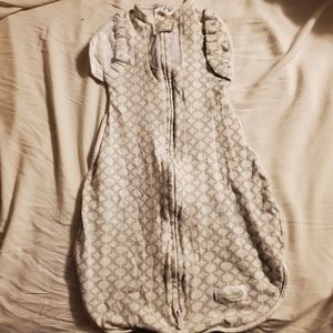 Medium Woombie Swaddlee